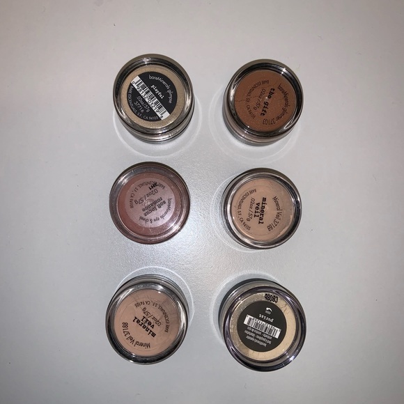 Bare Minerals Loose Eyeshadows - Picture 1 of 2